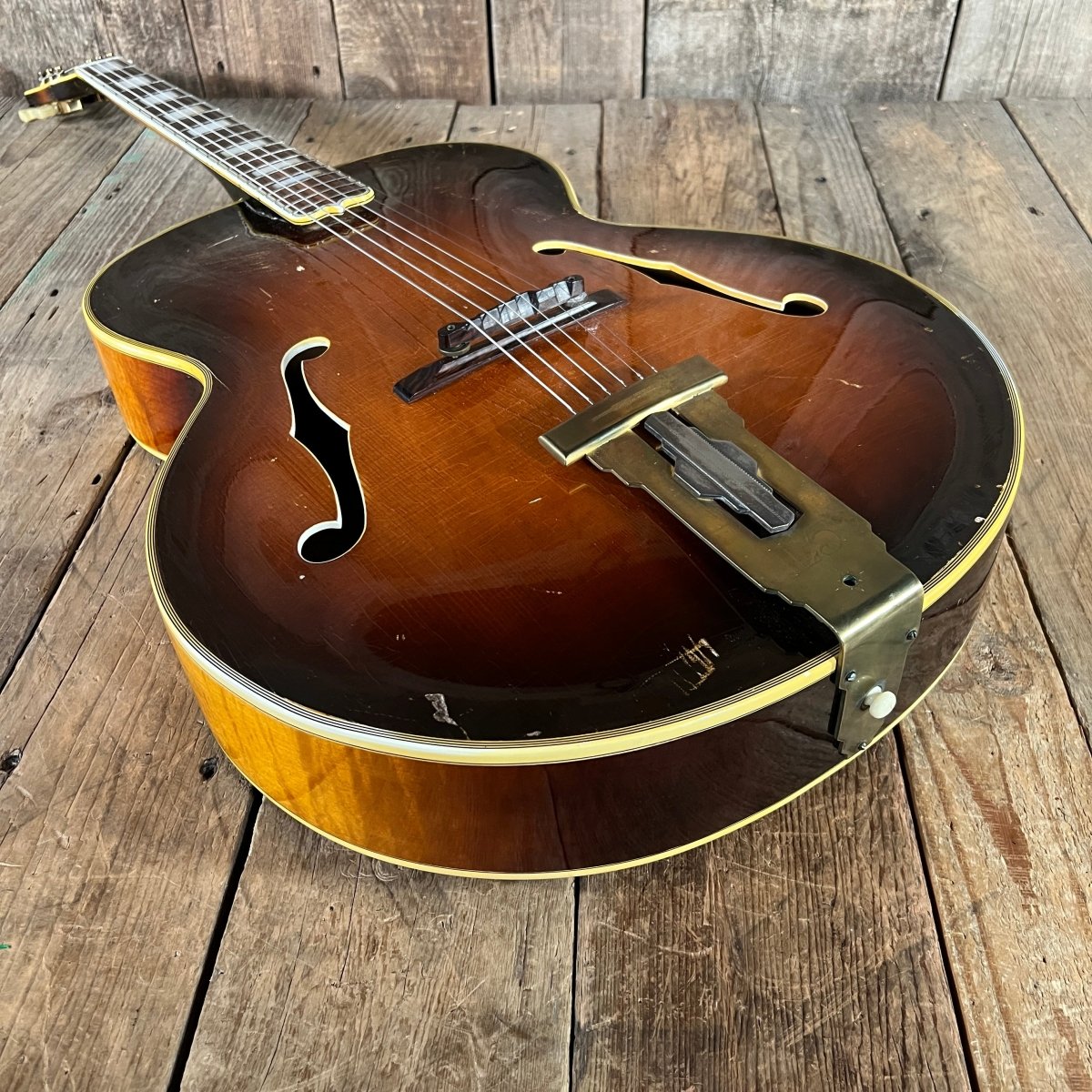 SOLD - Gibson L - 5 1948 Sunburst Vintage Archtop Guitar - Mahar's Vintage Guitars