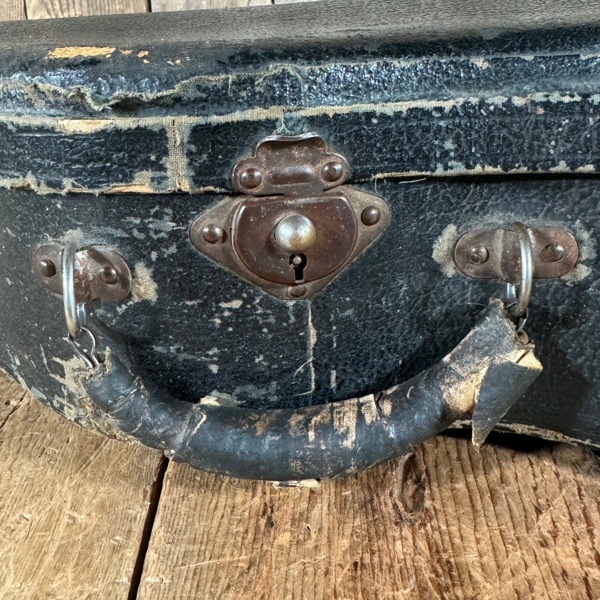 SOLD - Gibson L - 50 Round Hole 1934 Sunburst - Mahar's Vintage Guitars