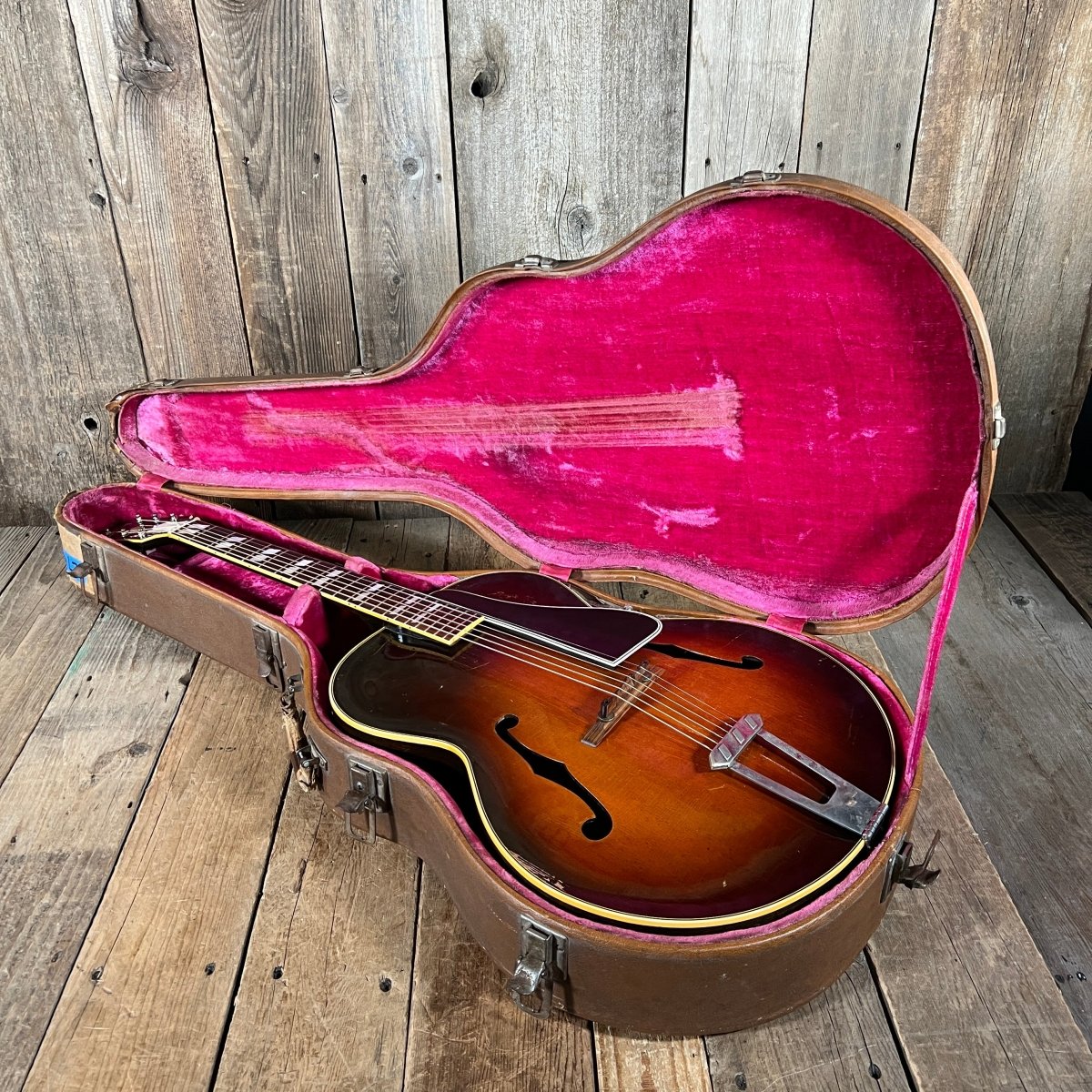 SOLD - Gibson L - 7 Archtop Crack and Repair Free 1949 Cremona Brown Sunburst - Mahar's Vintage Guitars