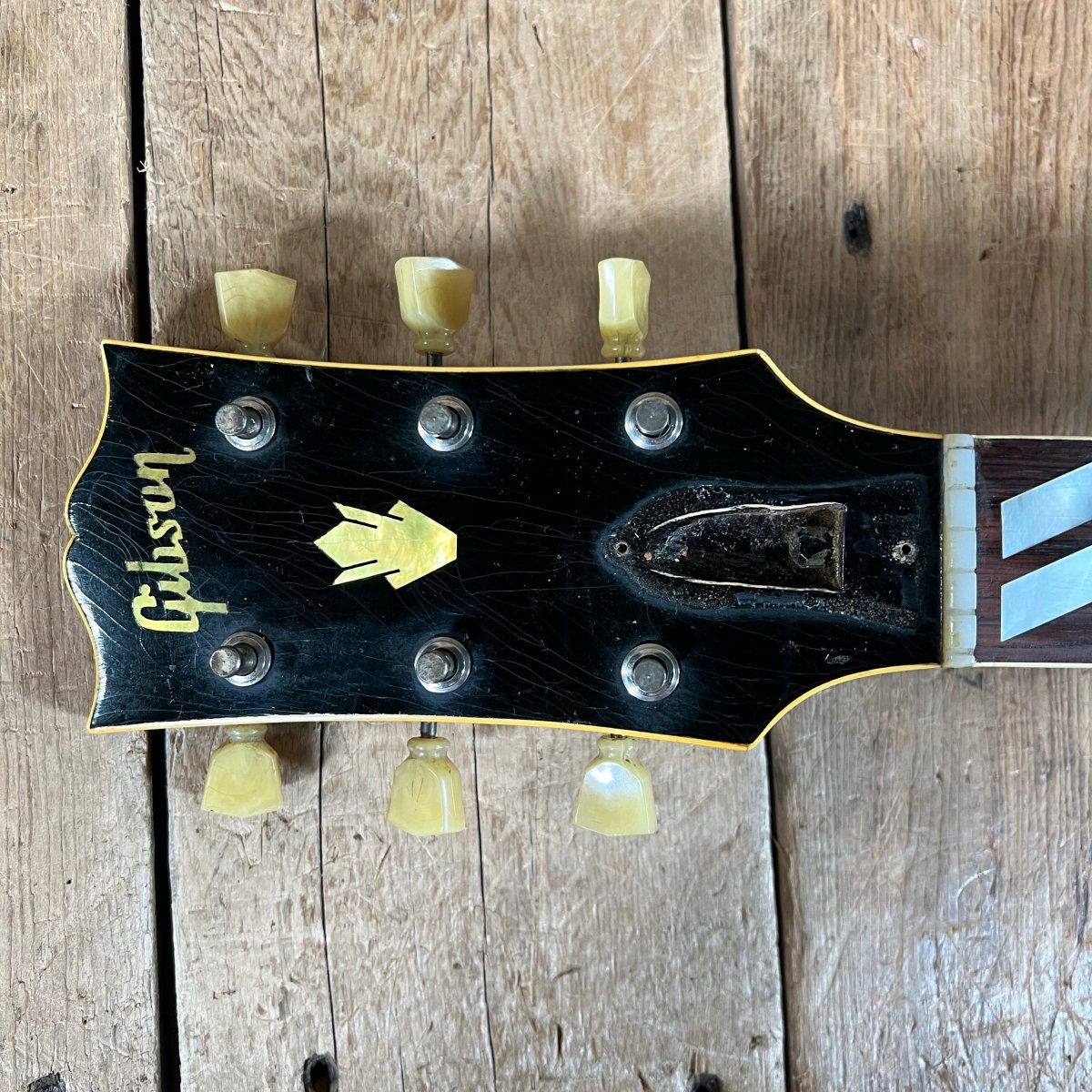 SOLD - Gibson L - 7 Archtop Crack and Repair Free 1949 Cremona Brown Sunburst - Mahar's Vintage Guitars