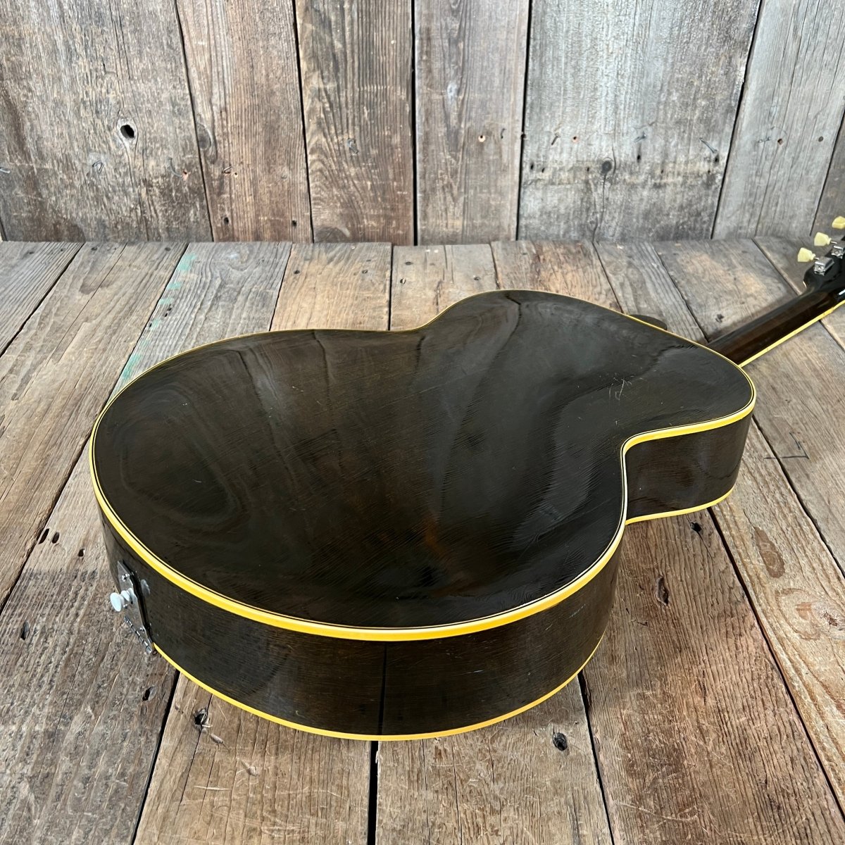 SOLD - Gibson L - 7 Archtop Crack and Repair Free 1949 Cremona Brown Sunburst - Mahar's Vintage Guitars