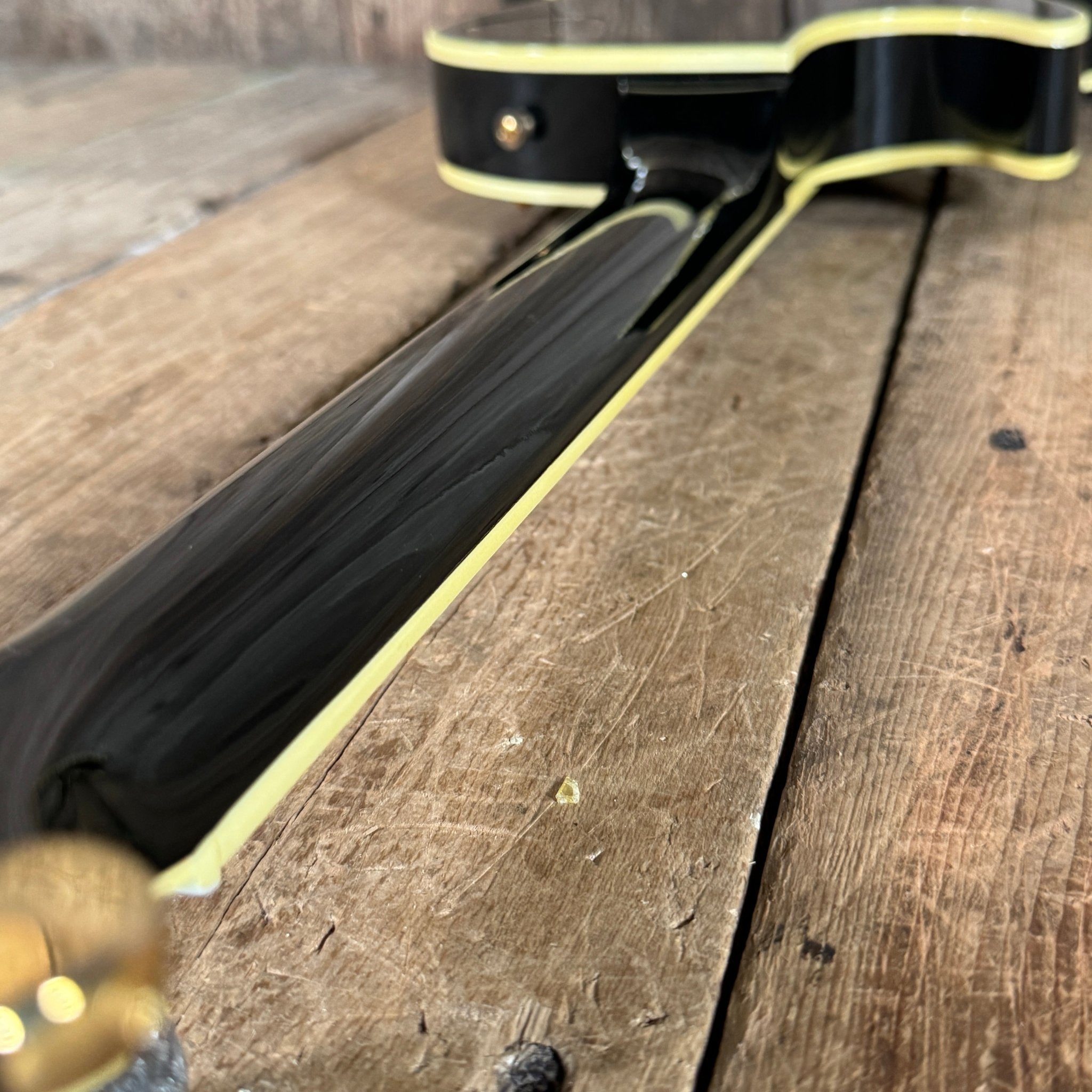 SOLD - Gibson Les Paul Custom '57 Reissue Custom Art & Historic LPB7 Black Beauty 2002 - Mahar's Vintage Guitars