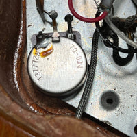 SOLD - Gibson Les Paul Deluxe 1977 Goldtop - Mahar's Vintage Guitars