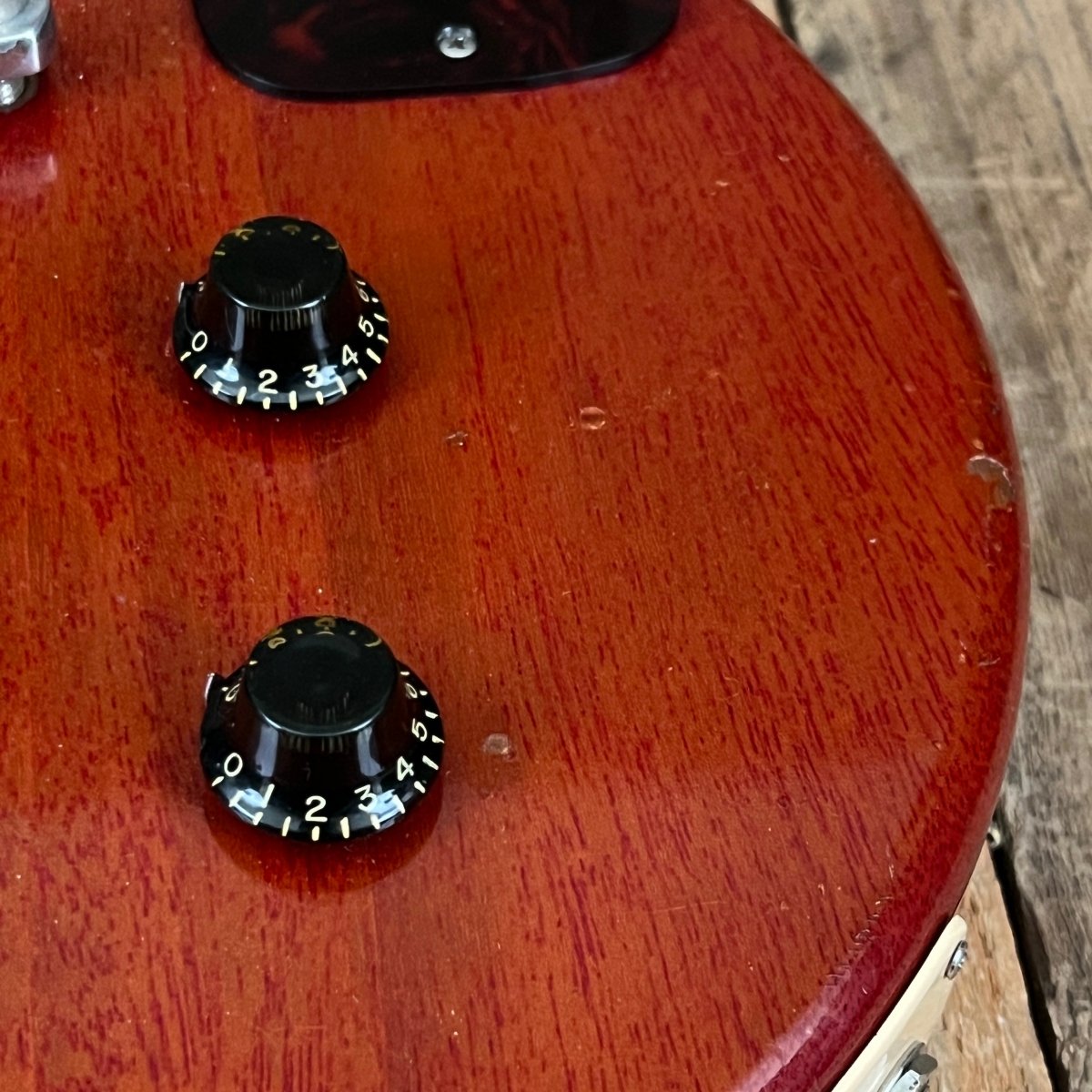 SOLD - Gibson Les Paul Jr. Double Cut 1961 Cherry - Mahar's Vintage Guitars