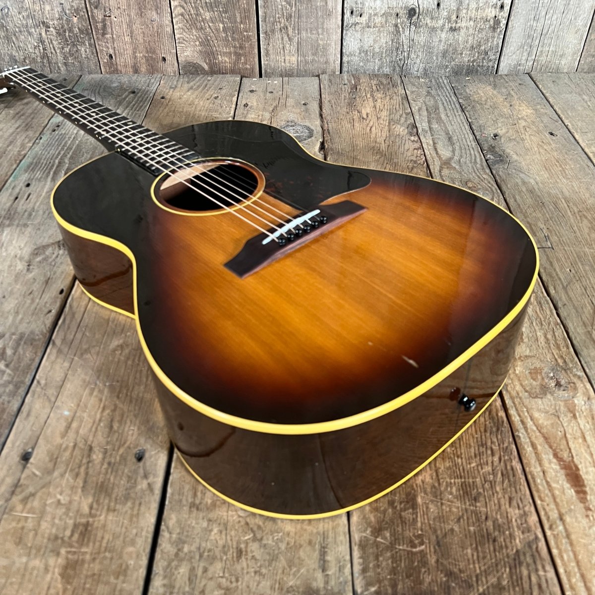 SOLD - Gibson LG - 1 1963 Sunburst - Mahar's Vintage Guitars