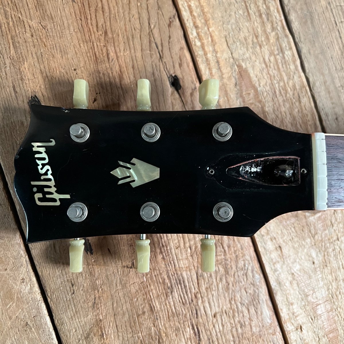 SOLD - Gibson LP SG Standard Authentic Custom Art & Historic '62 2005 Cherry - Mahar's Vintage Guitars