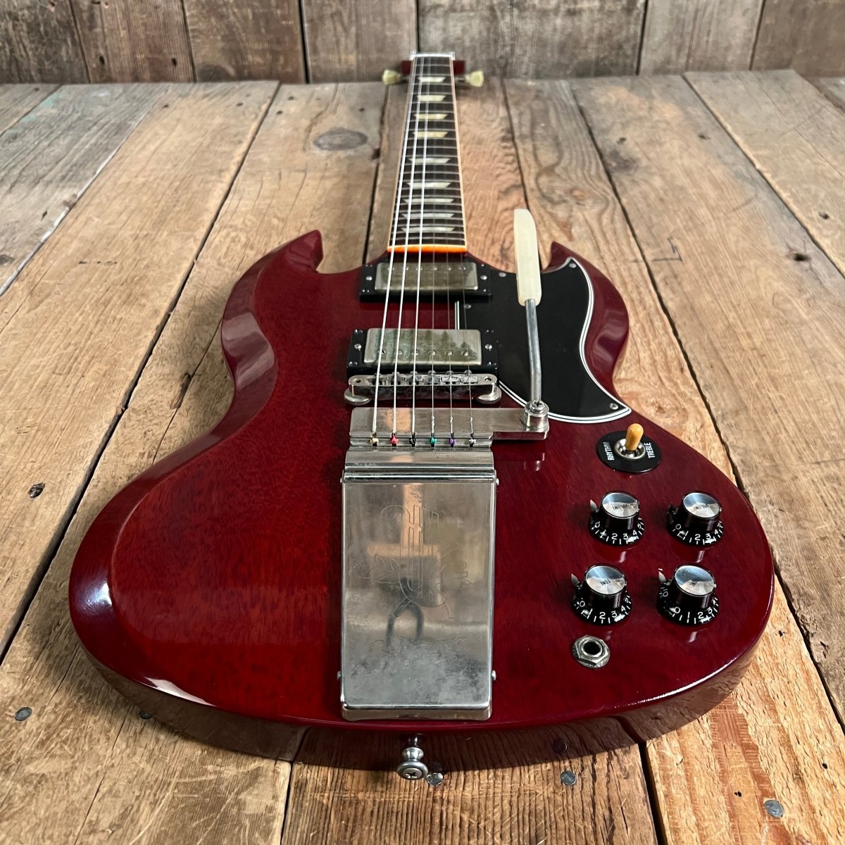 SOLD - Gibson LP SG Standard Authentic Custom Art & Historic '62 2005 Cherry - Mahar's Vintage Guitars