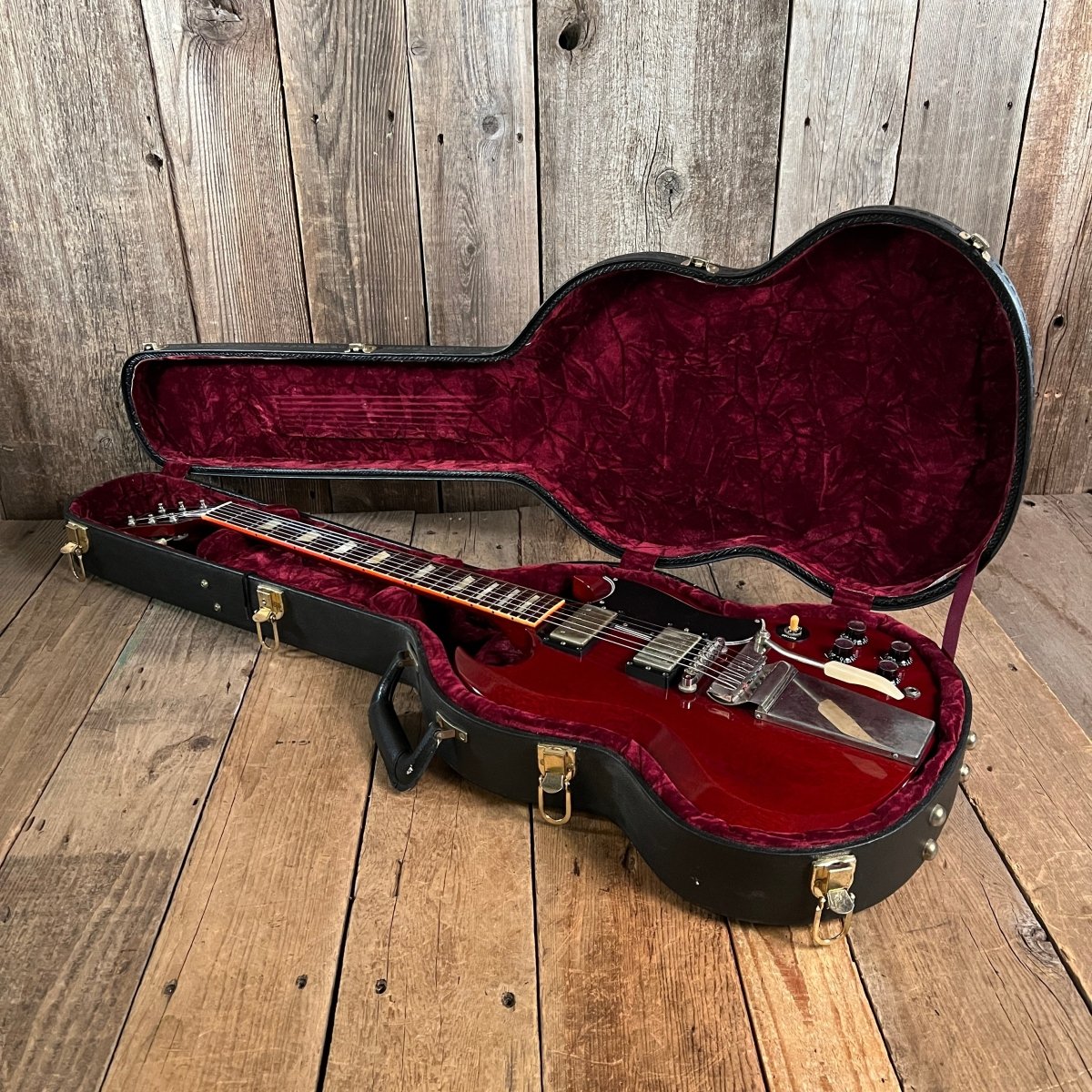 SOLD - Gibson LP SG Standard Authentic Custom Art & Historic '62 2005 Cherry - Mahar's Vintage Guitars