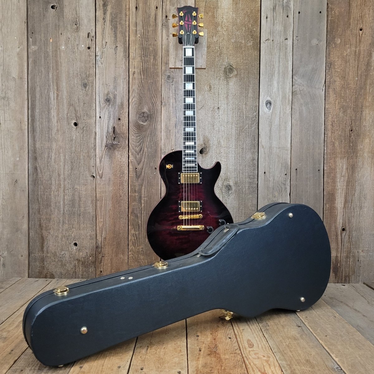 SOLD - Gibson Purple Widow Les Paul Prototype Pre Production 68 Custom Q Quilt Top 2010 - Mahar's Vintage Guitars
