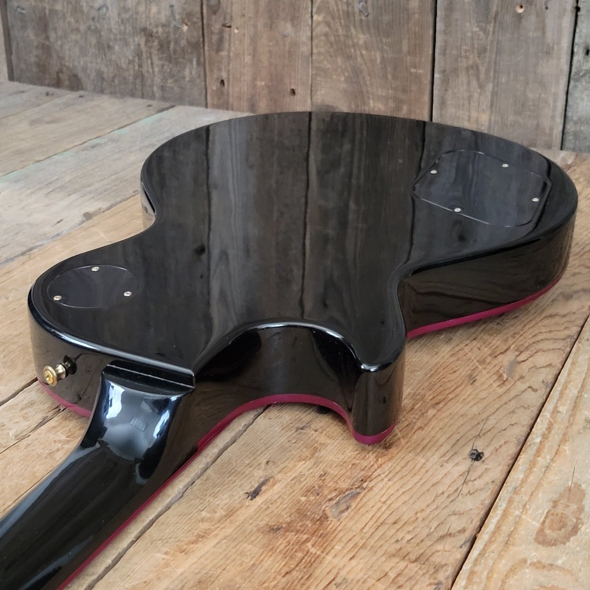 SOLD - Gibson Purple Widow Les Paul Prototype Pre Production 68 Custom Q Quilt Top 2010 - Mahar's Vintage Guitars