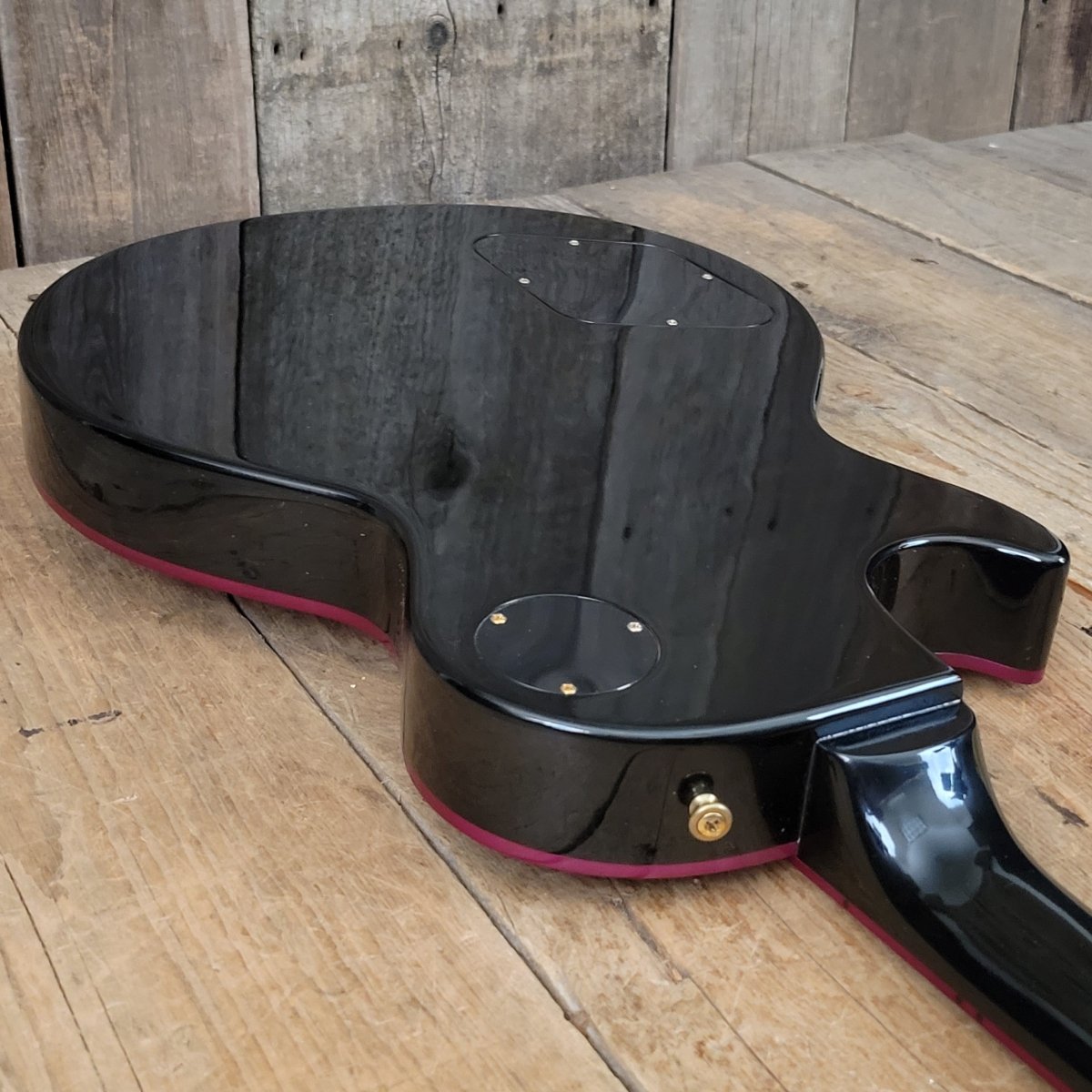 SOLD - Gibson Purple Widow Les Paul Prototype Pre Production 68 Custom Q Quilt Top 2010 - Mahar's Vintage Guitars