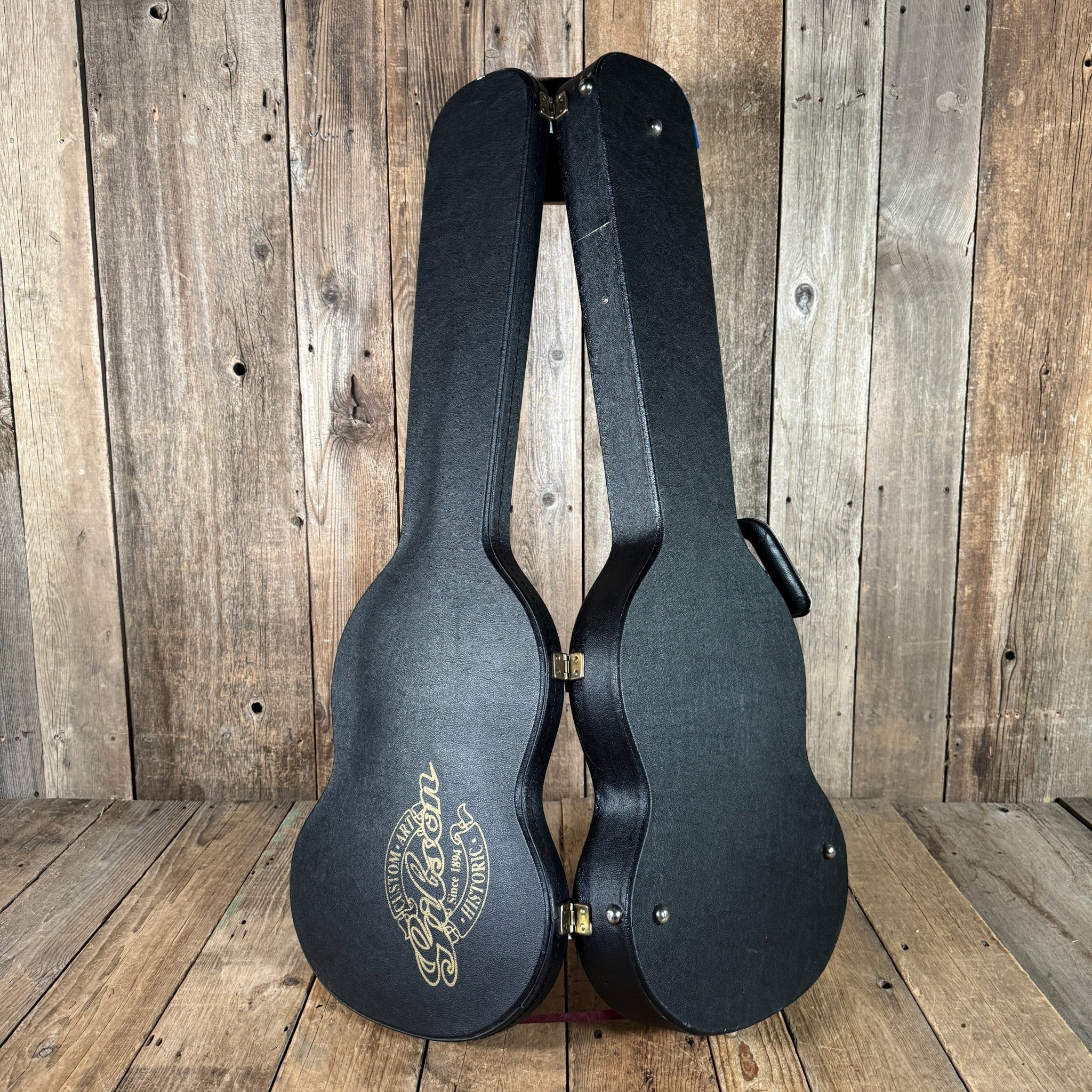 SOLD - Gibson SG Les Paul Custom '63 Custom Art & Historic Alpine White Maestro Vibrola 2003 - Mahar's Vintage Guitars