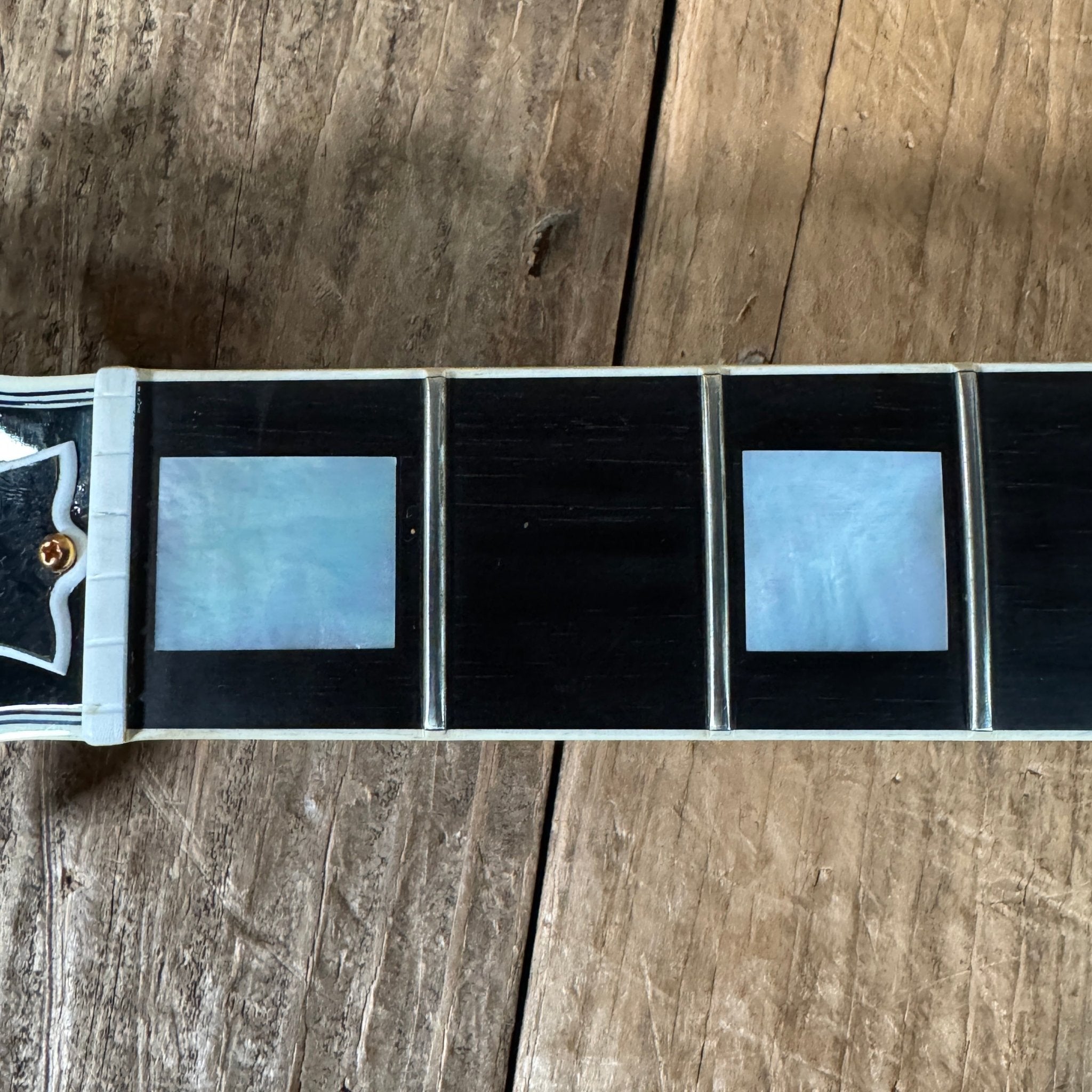 SOLD - Gibson SG Les Paul Custom '63 Custom Art & Historic Alpine White Maestro Vibrola 2003 - Mahar's Vintage Guitars