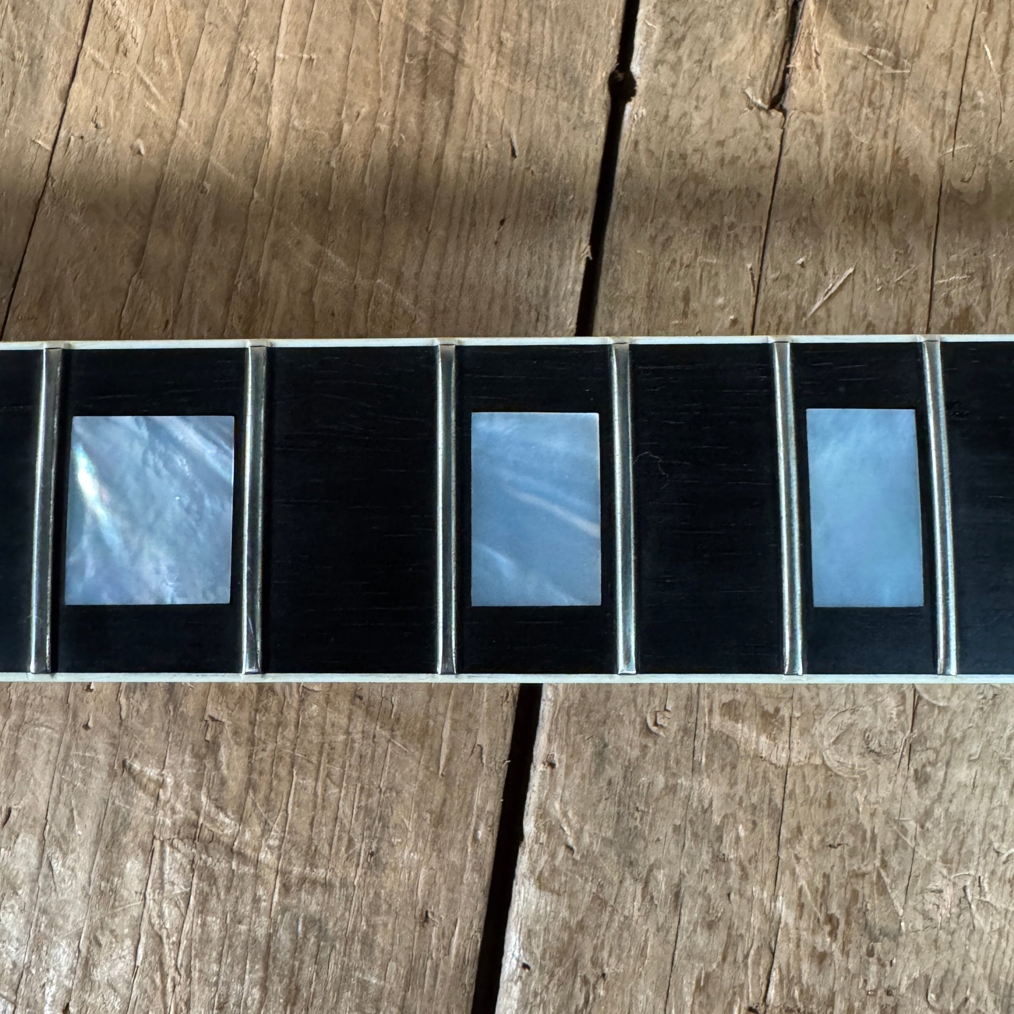 SOLD - Gibson SG Les Paul Custom '63 Custom Art & Historic Alpine White Maestro Vibrola 2003 - Mahar's Vintage Guitars