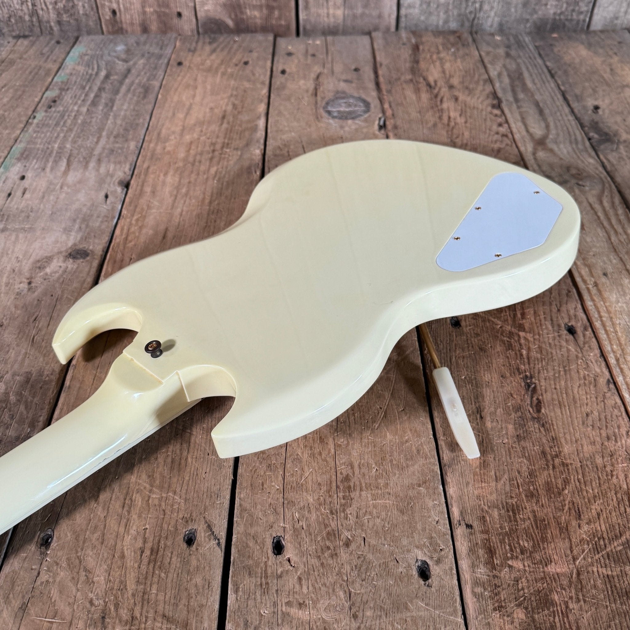 SOLD - Gibson SG Les Paul Custom '63 Custom Art & Historic Alpine White Maestro Vibrola 2003 - Mahar's Vintage Guitars