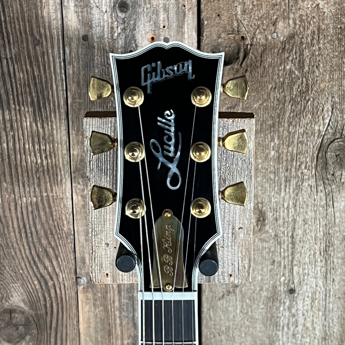 SOLD - Gibson Signed Lucille Signature Rare Edition BB King Signature w/ inlaid signature 2001 Black - Mahar's Vintage Guitars
