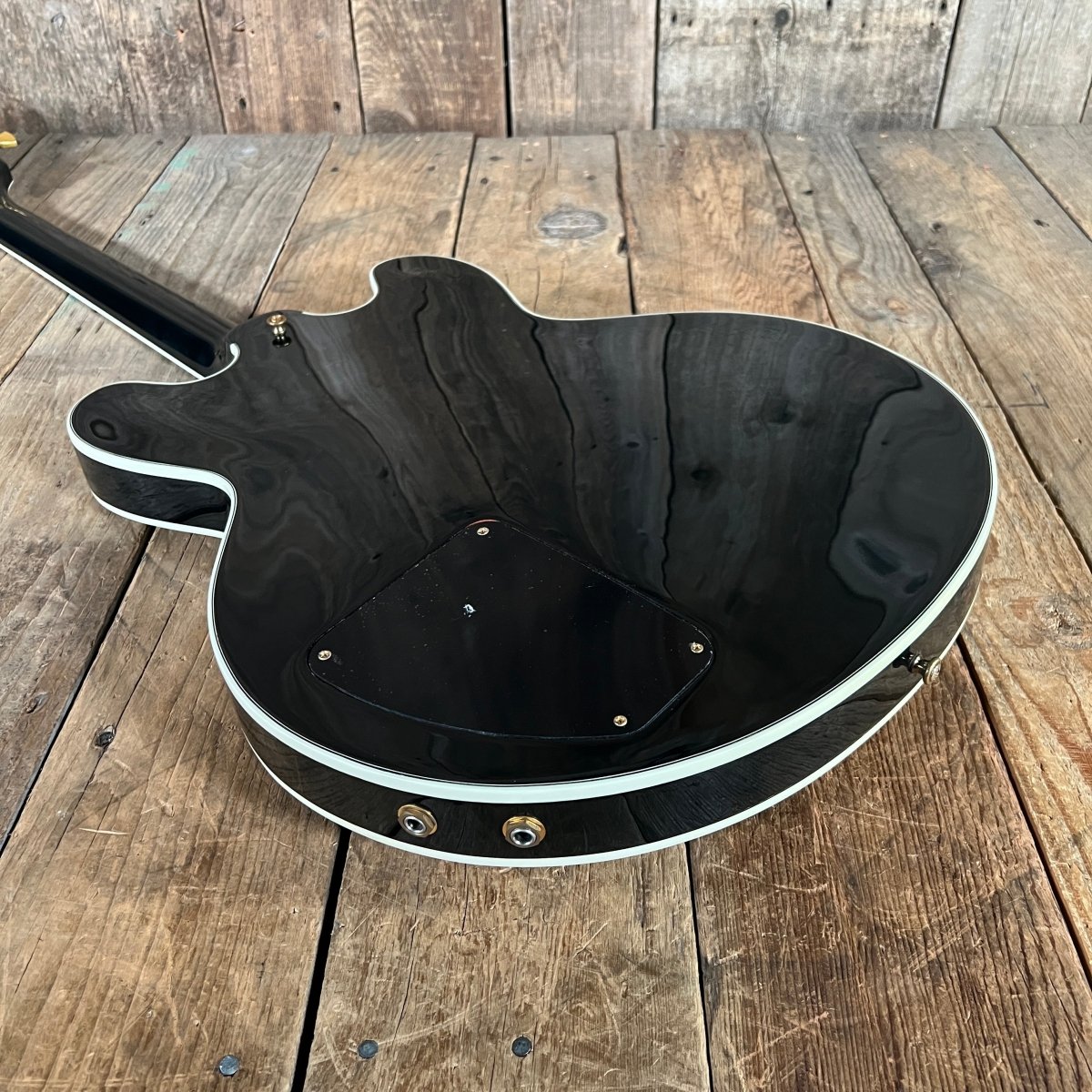 SOLD - Gibson Signed Lucille Signature Rare Edition BB King Signature w/ inlaid signature 2001 Black - Mahar's Vintage Guitars