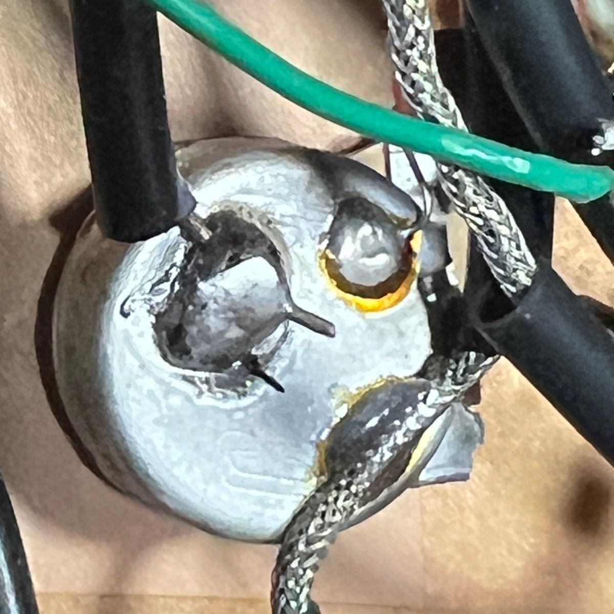 SOLD - Gibson Signed Lucille Signature Rare Edition BB King Signature w/ inlaid signature 2001 Black - Mahar's Vintage Guitars