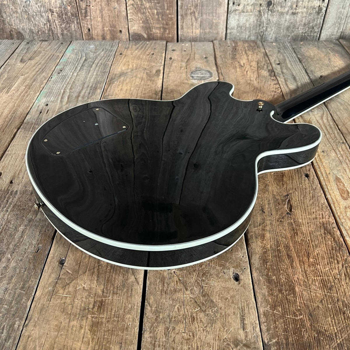 SOLD - Gibson Signed Lucille Signature Rare Edition BB King Signature w/ inlaid signature 2001 Black - Mahar's Vintage Guitars