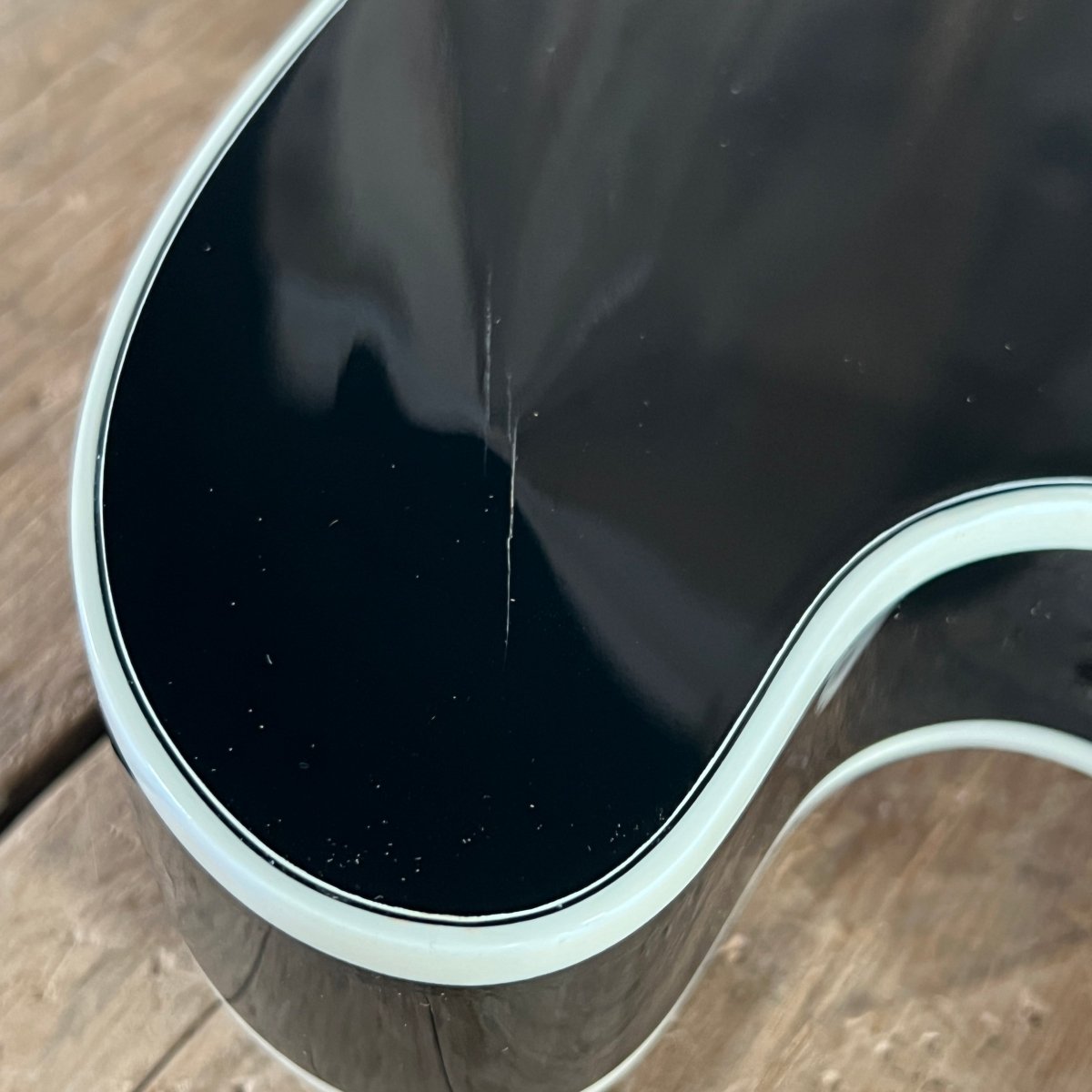 SOLD - Gibson Signed Lucille Signature Rare Edition BB King Signature w/ inlaid signature 2001 Black - Mahar's Vintage Guitars