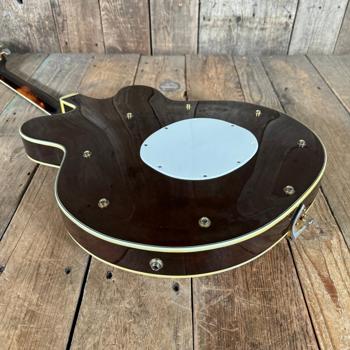 SOLD - Gretsch 6122 Chet Atkins Country Gentleman 1964 Walnut - Mahar's Vintage Guitars