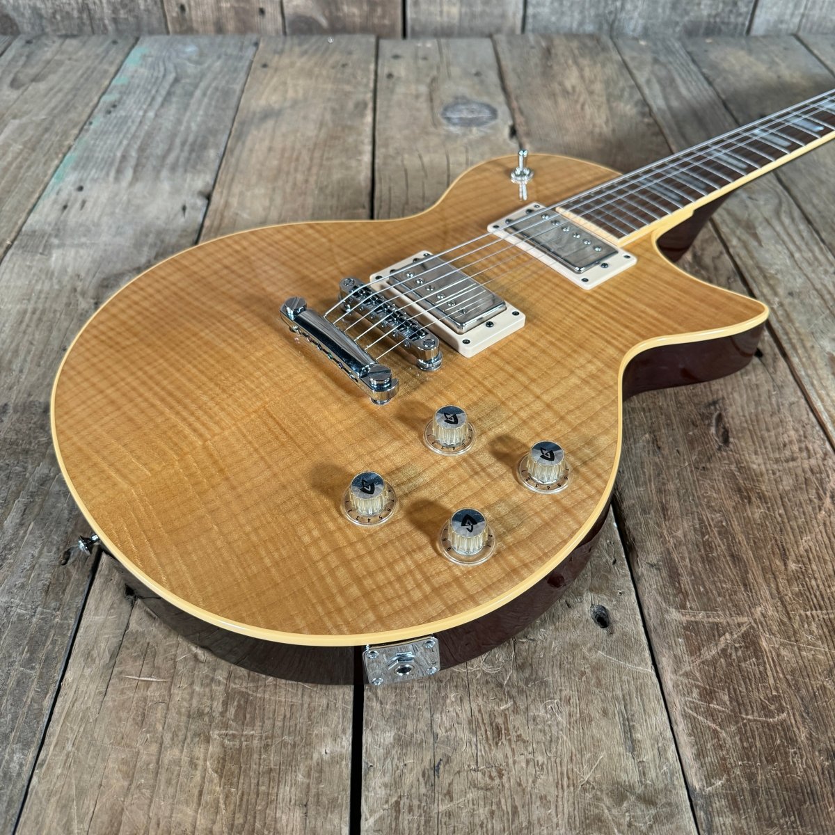 SOLD - Guild Bluesbird 1999 Natural - Mahar's Vintage Guitars