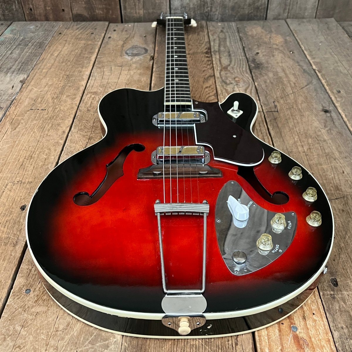 SOLD - Harmony H - 66 Vibra Jet 1963 Red Burst - Mahar's Vintage Guitars