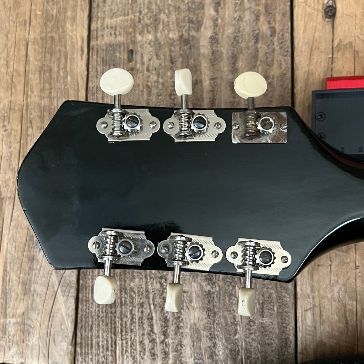 SOLD - Harmony H - 66 Vibra Jet 1963 Red Burst - Mahar's Vintage Guitars