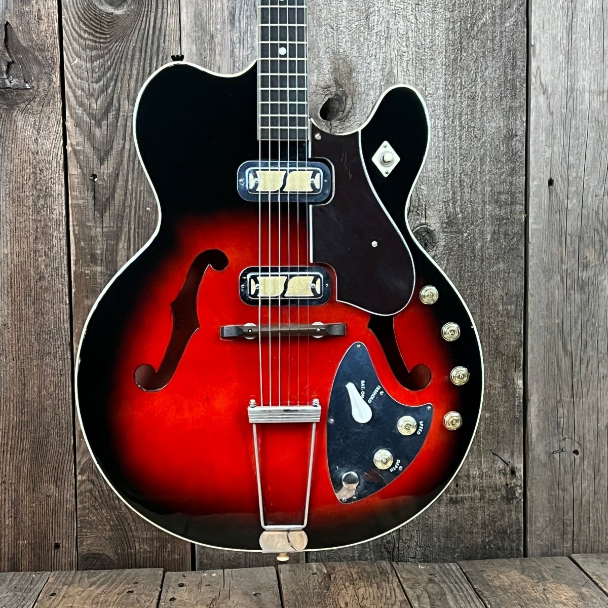 SOLD - Harmony H - 66 Vibra Jet 1963 Red Burst - Mahar's Vintage Guitars