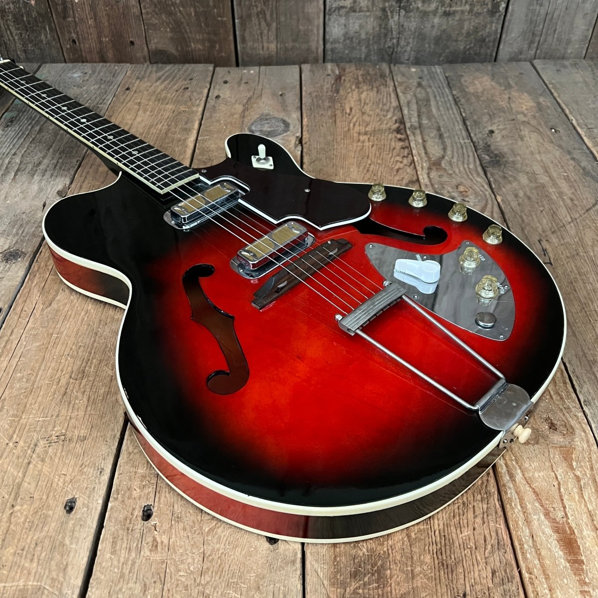 SOLD - Harmony H - 66 Vibra Jet 1963 Red Burst - Mahar's Vintage Guitars