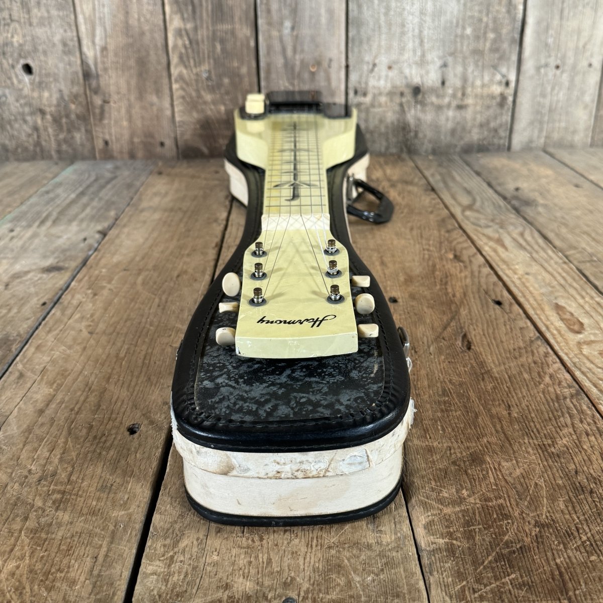 SOLD - Harmony H2 Lap Steel 1962 White MOTS Pearloid - Mahar's Vintage Guitars