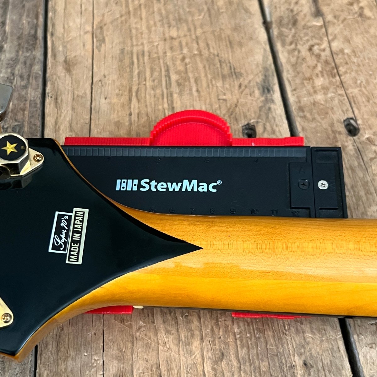 SOLD - Ibanez Rocket Roll Flying V Model 2387CT Custom 1976 - Mahar's Vintage Guitars