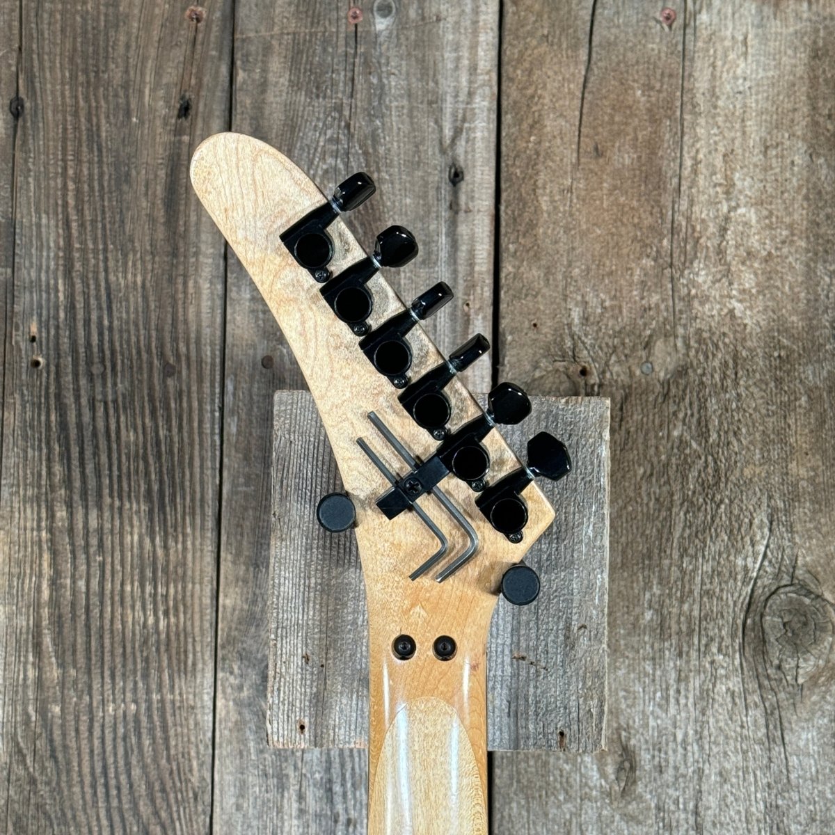 SOLD - Kramer Baretta 1984 Candy Apple Red - Mahar's Vintage Guitars