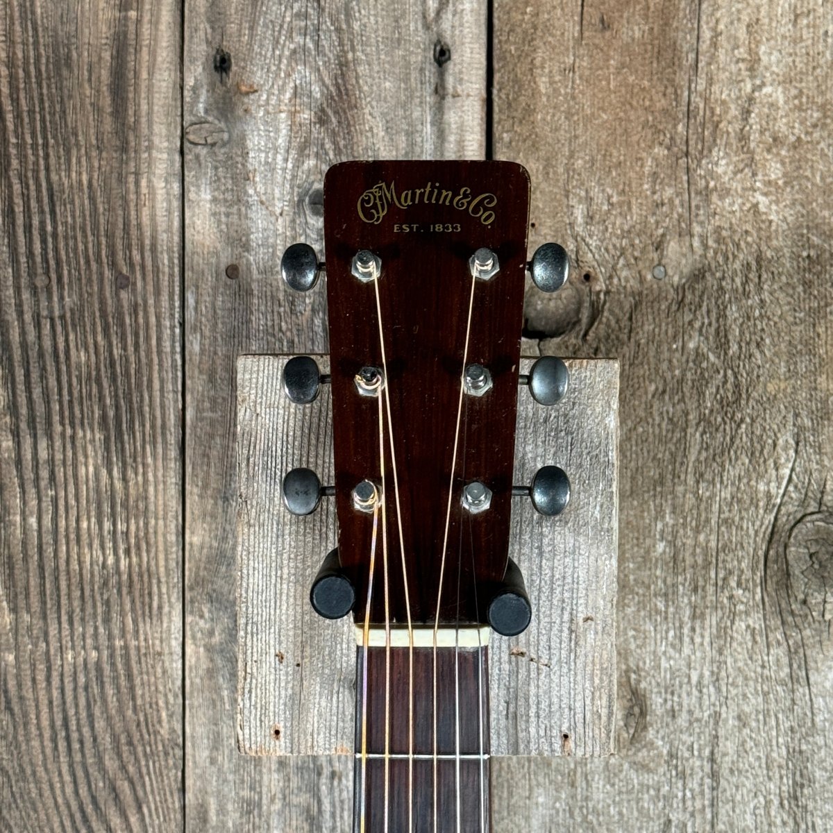 SOLD - Martin 0 - 18 1952 Natural - Mahar's Vintage Guitars