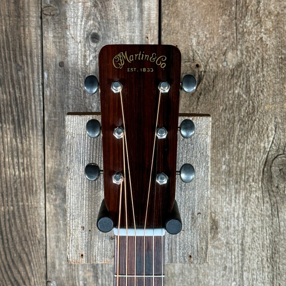 SOLD - Martin 0 - 18 1967 Natural - Mahar's Vintage Guitars
