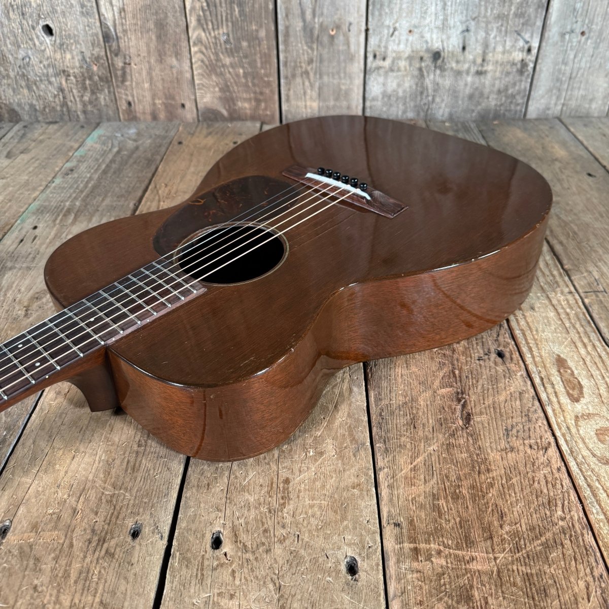 SOLD - Martin 00 - 17 1938 Natural - Mahar's Vintage Guitars