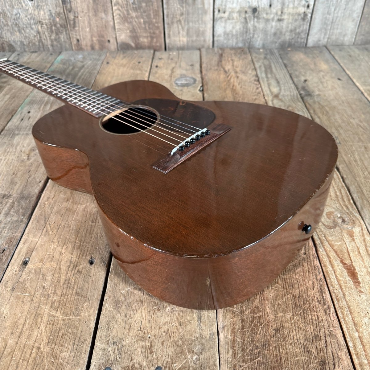 SOLD - Martin 00 - 17 1938 Natural - Mahar's Vintage Guitars
