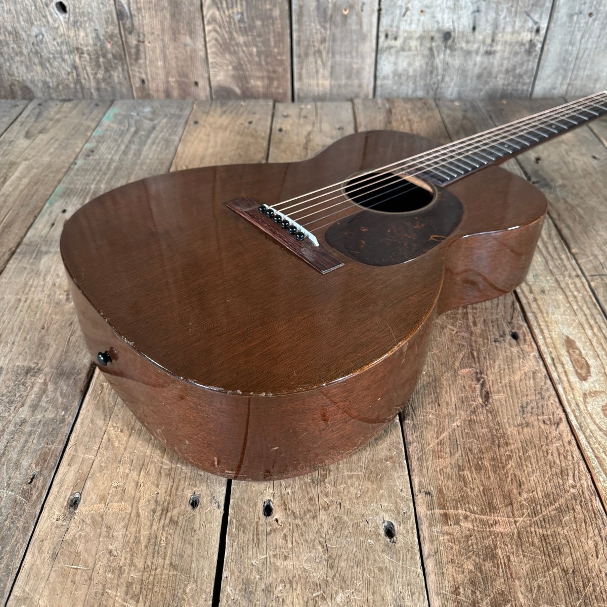 SOLD - Martin 00 - 17 1938 Natural - Mahar's Vintage Guitars