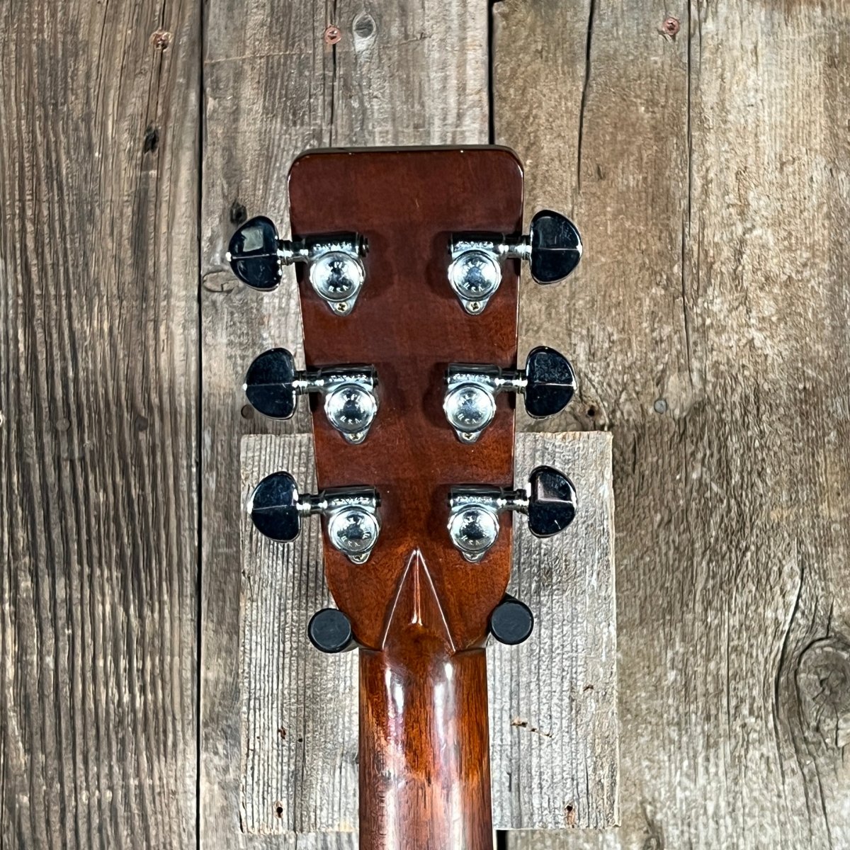 SOLD - Martin D - 28 1969 Natural - Mahar's Vintage Guitars