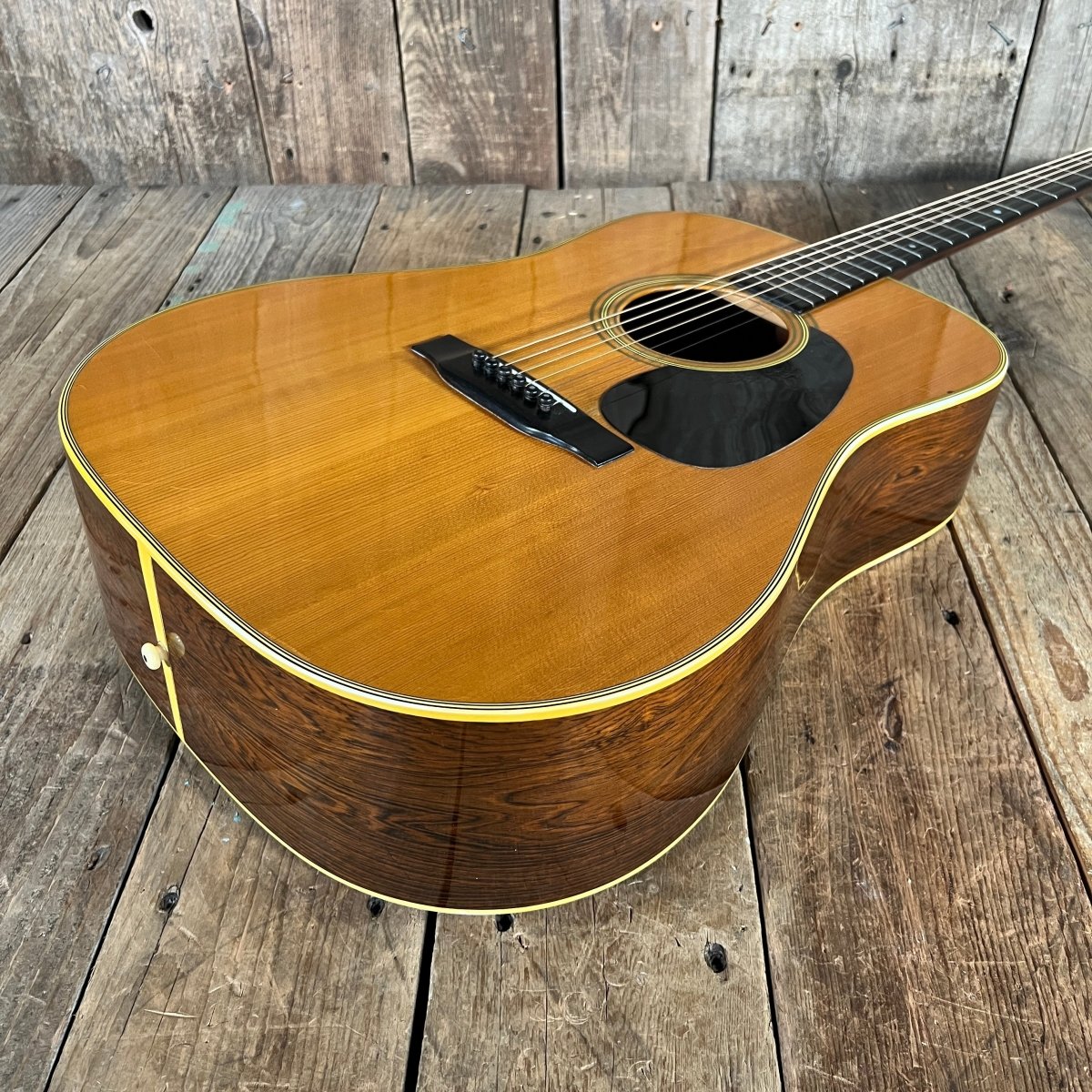 SOLD - Martin D - 28 1969 Natural - Mahar's Vintage Guitars