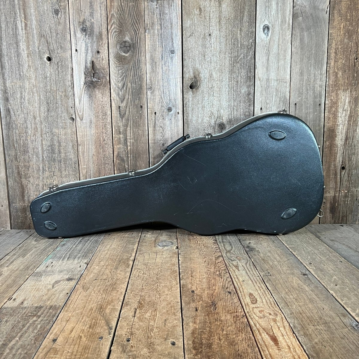 SOLD - Martin HD - 28 2006 Natural - Mahar's Vintage Guitars