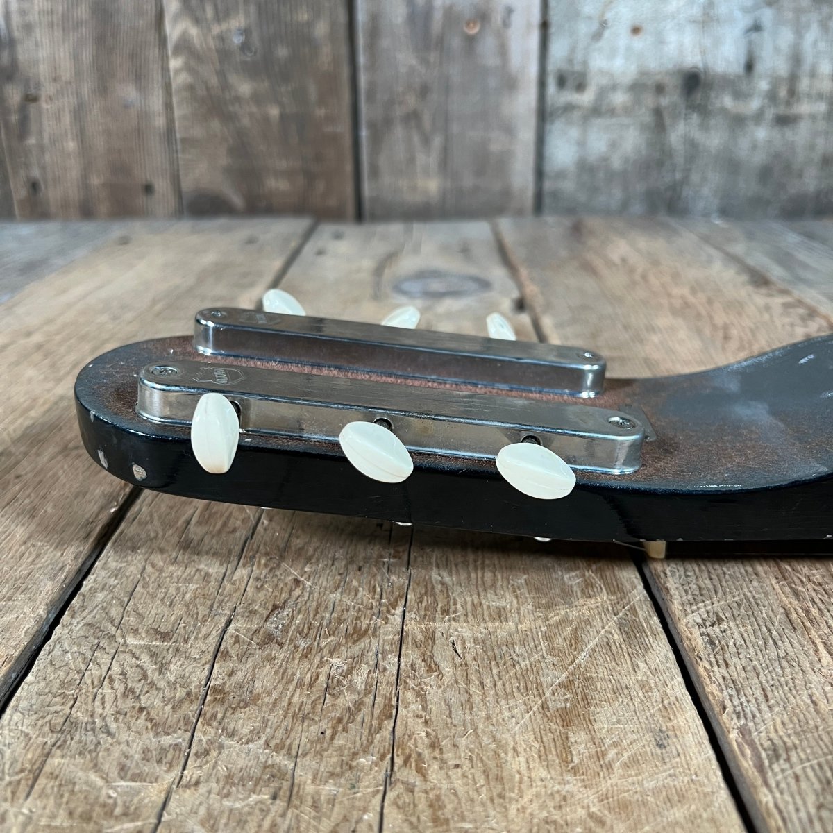 SOLD - National Dynamic Six String Lap Steel 1952 Black and White - Mahar's Vintage Guitars