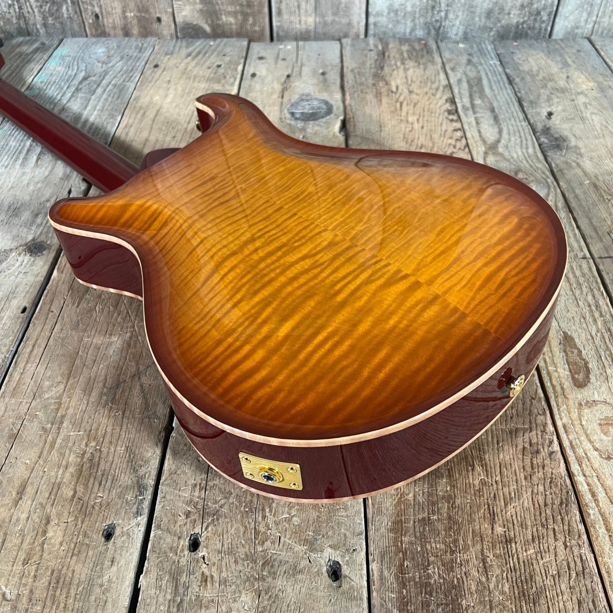 SOLD - PRS Archtop II A2M2F 1999 McCarty 10 Top Gold Hardware Vintage Sunburst - Mahar's Vintage Guitars