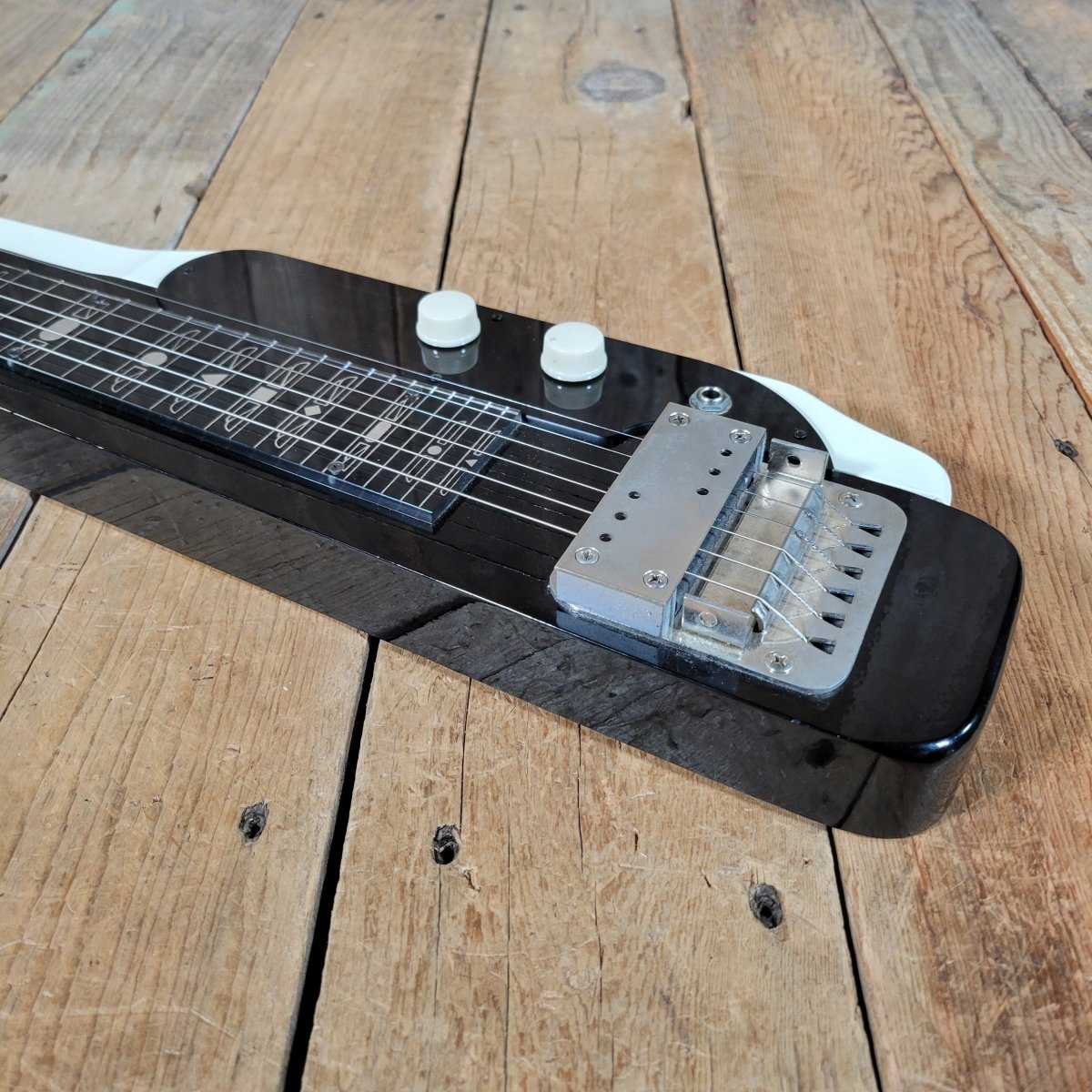 SOLD - Supro 1466BW Jet Airliner Lap Steel with Console Legs 1965 - Mahar's Vintage Guitars