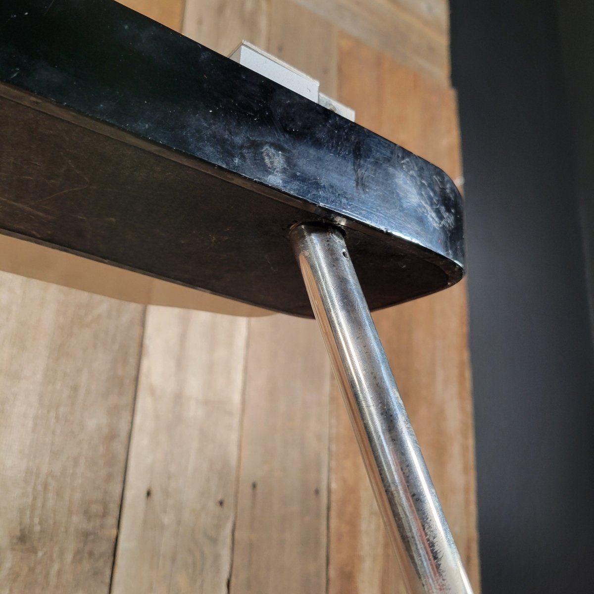 SOLD - Supro 1466BW Jet Airliner Lap Steel with Console Legs 1965 - Mahar's Vintage Guitars