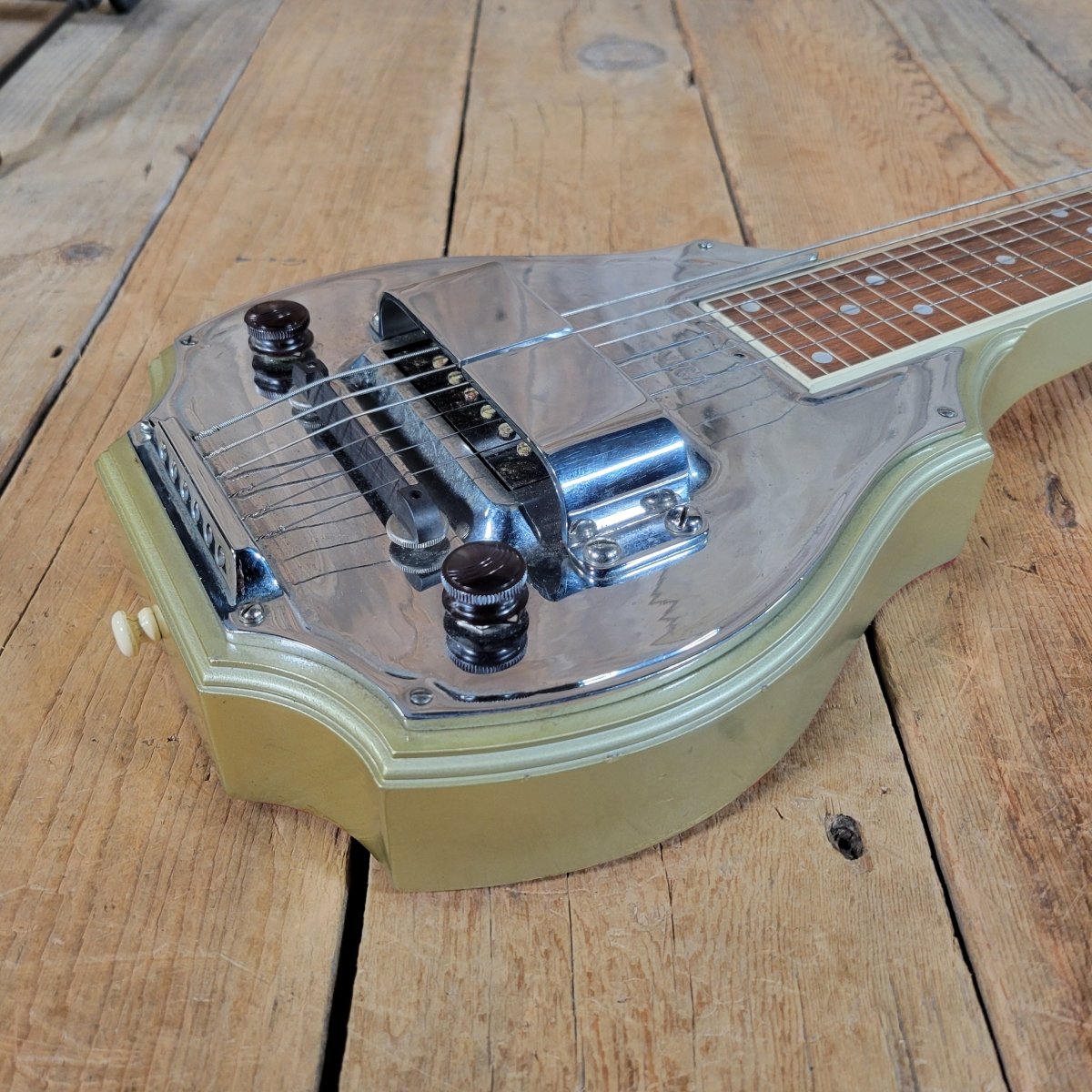 SOLD - Vega Lap Steel 1937 - Mahar's Vintage Guitars