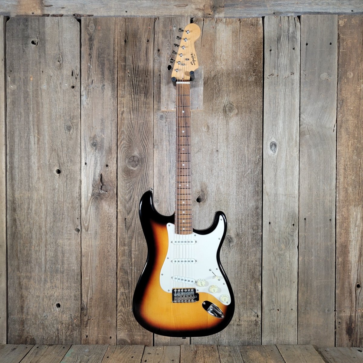 Squier Fender Bullet Stratocaster 2008 – Sunburst, No Case - Mahar's Vintage Guitars