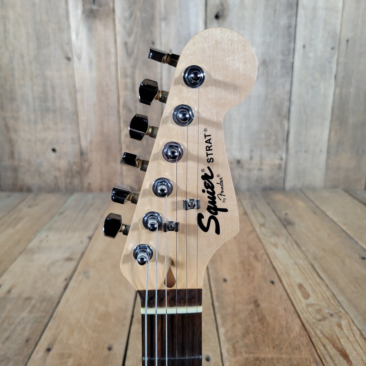 Squier Fender Stratocaster Black 2004 – MOTS Pickguard, No Case - Mahar's Vintage Guitars