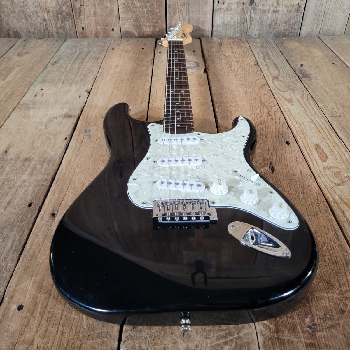 Squier Fender Stratocaster Black 2004 – MOTS Pickguard, No Case - Mahar's Vintage Guitars