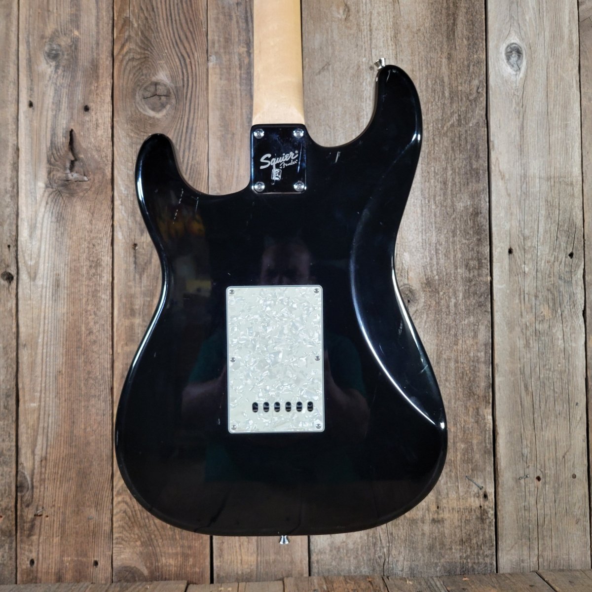 Squier Fender Stratocaster Black 2004 – MOTS Pickguard, No Case - Mahar's Vintage Guitars